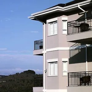 La Bas Inn